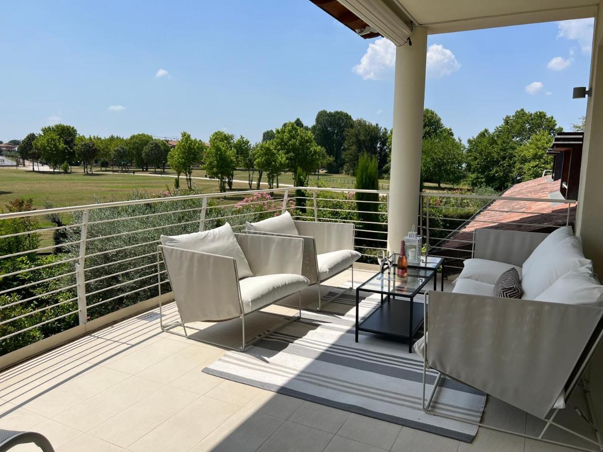 Paganini Suites And Apartments Сірміоне Екстер'єр фото