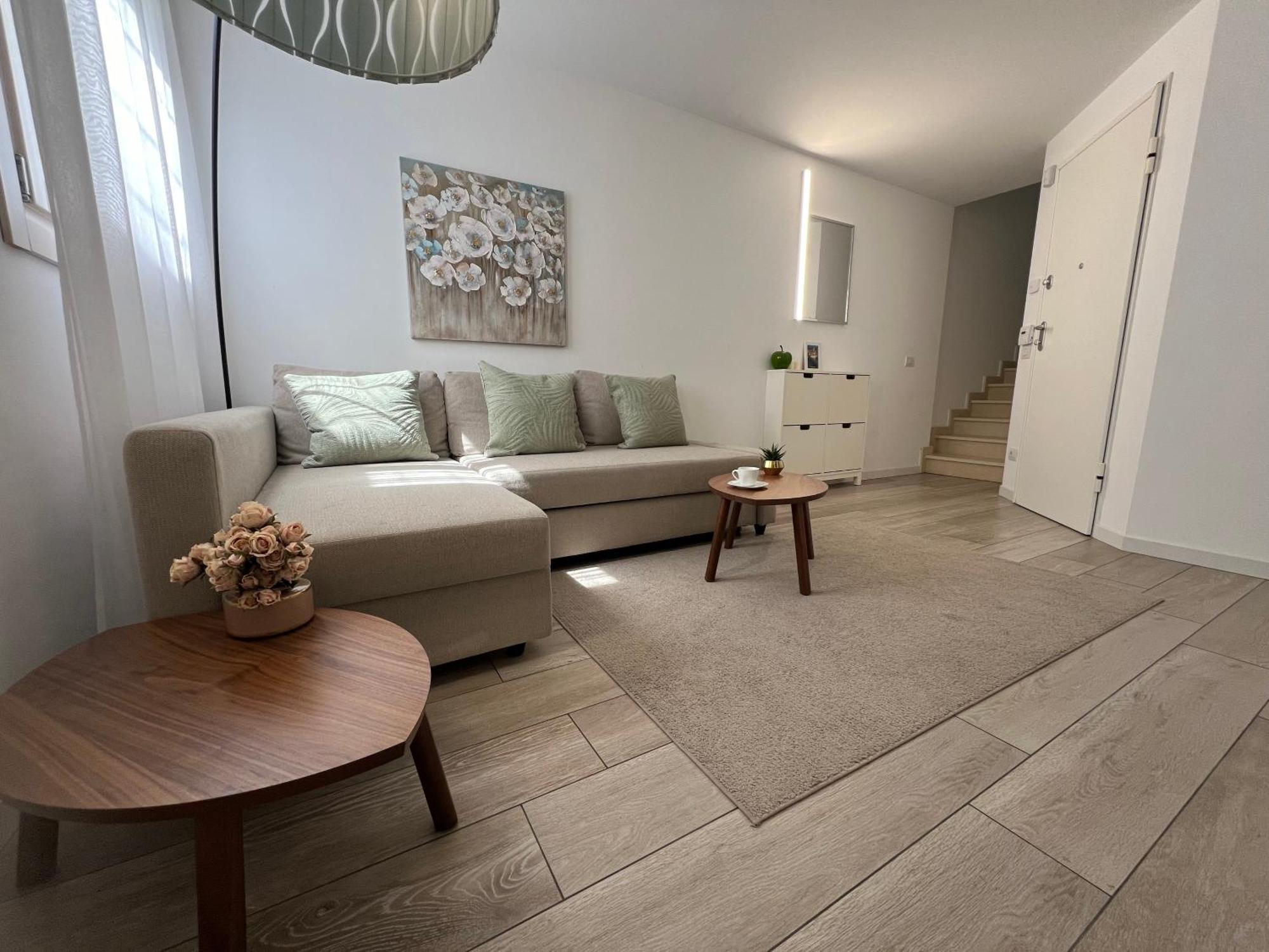 Paganini Suites And Apartments Сірміоне Екстер'єр фото